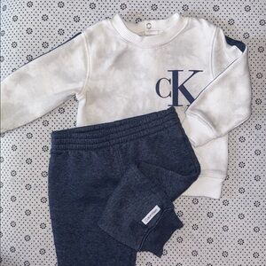 🛍 PRETTY Little BABIES OUTFIT SIZE 12 MONTHS 🛍